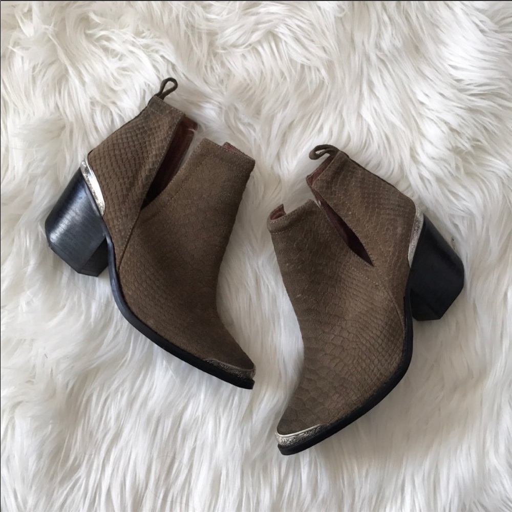 FP Jeffrey Campbell Hunt the Plains Cromwell Boots